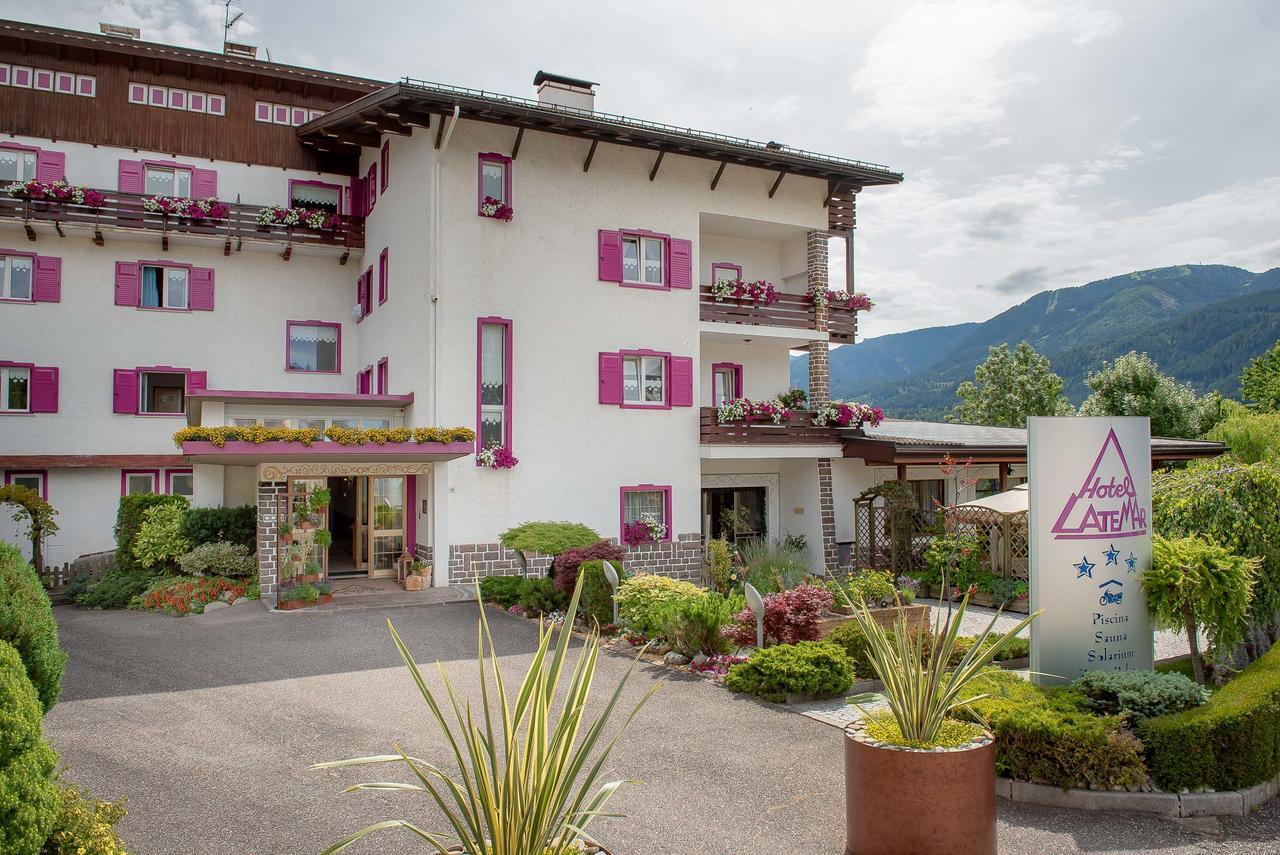 Hotel Latemar Castello-Molina di Fiemme ภายนอก รูปภาพ